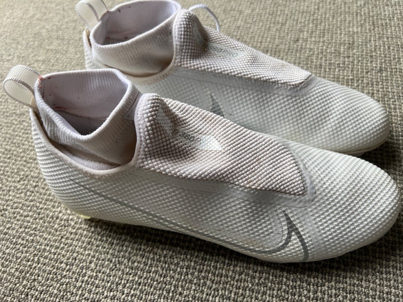 Used Molded Cleats Low Top Vapor edge pro 360