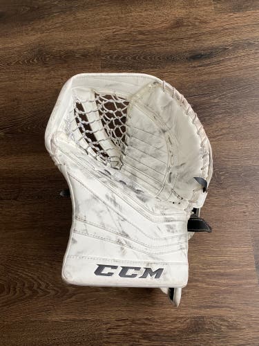 CCM revolution 597 goalie glove