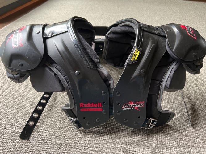 Youth Small Riddell JPK+ Shoulder Pads