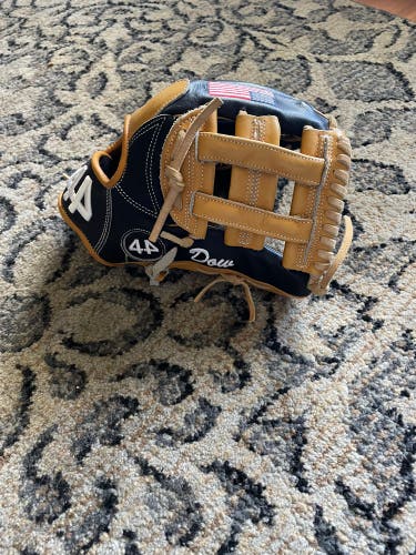 44 Pro 11.5" Signiture Series Baseball Glove