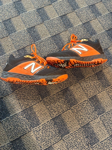 Youth Used Men's 5.0 (W 6.0) New Balance Shoes