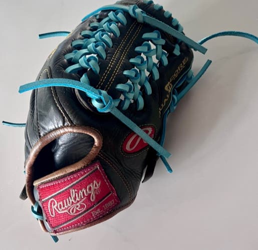 Used Rawlings Right Hand Throw Infield Heart of the Hide Baseball Glove 11.5"