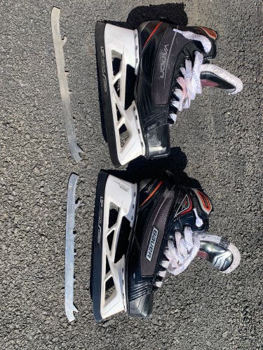 Bauer vapor X700 goalie skates-5.5