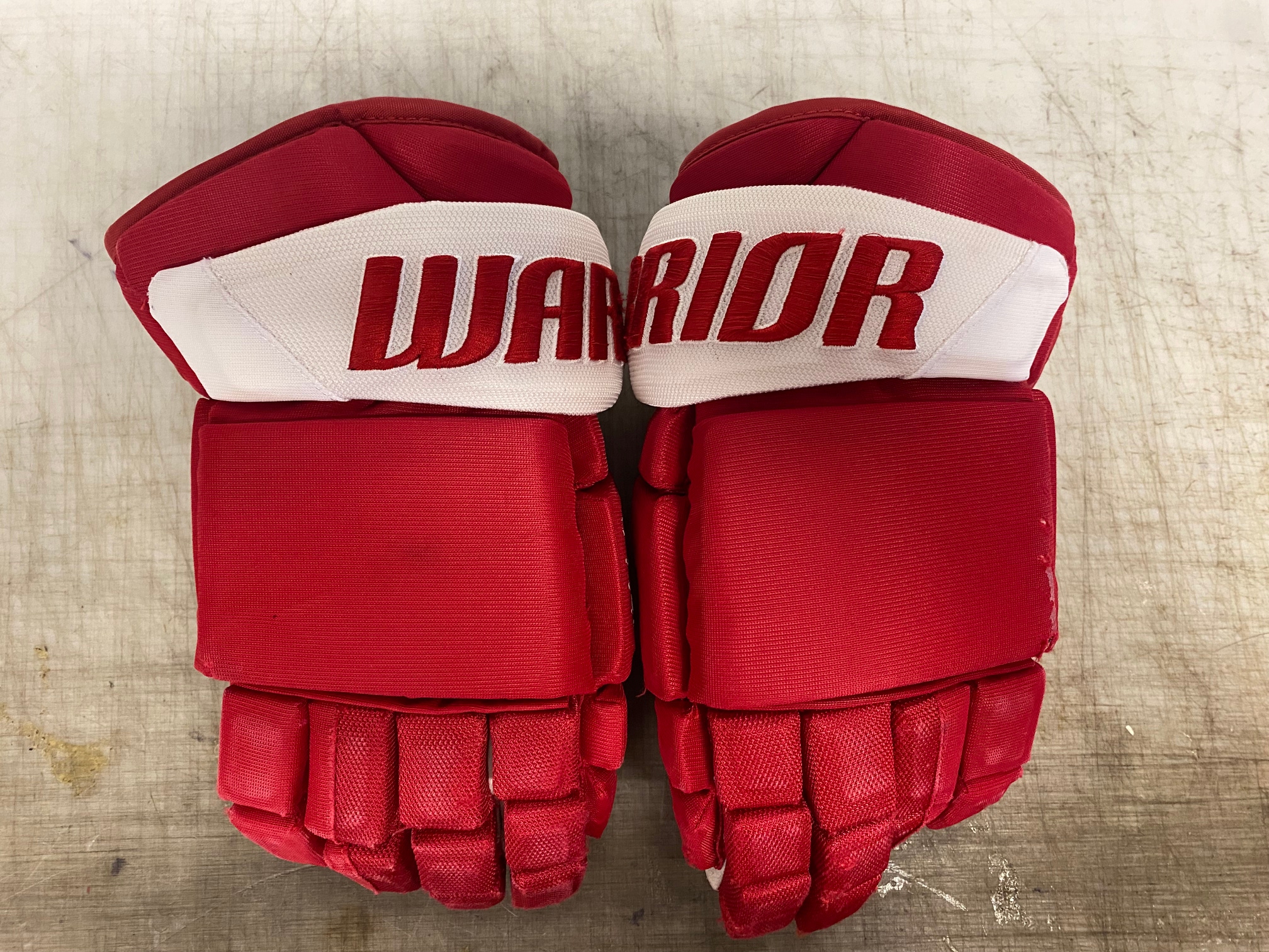 Warrior Alpha DX Pro Stock Hockey Gloves 14" Red 4065