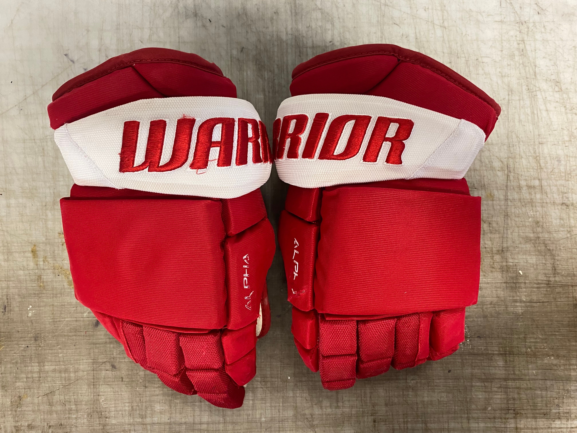 Warrior Alpha DX Pro Stock Hockey Gloves 14" Red 4066