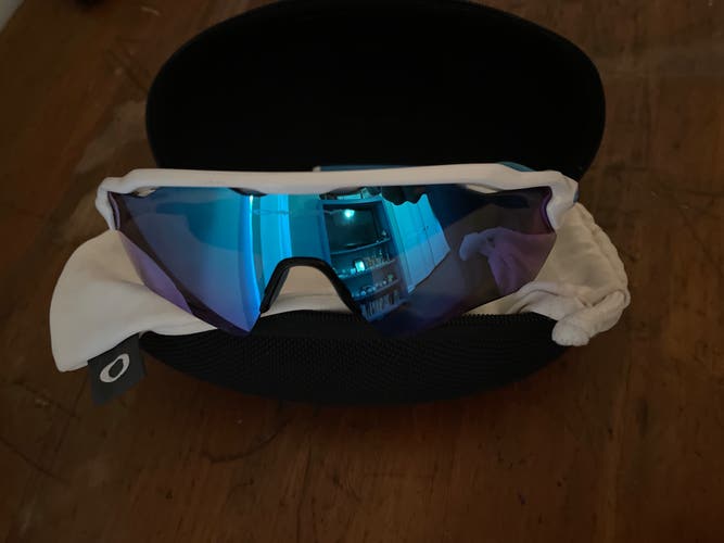 Unisex Youth Oakley Radar EV Sunglasses