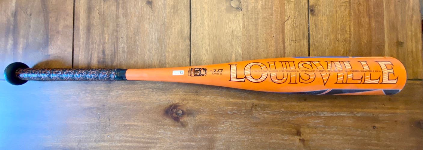 28/18 USSSA Louisville Slugger Atlas
