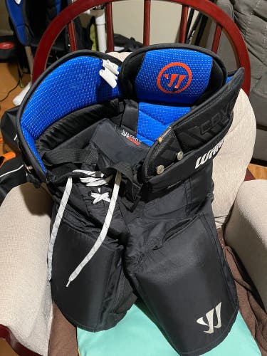 Warrior covert hockey pants