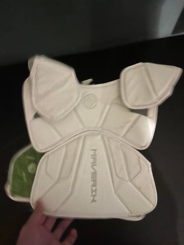 Used  Maverik MAX EKG Shoulder Pads