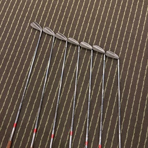Used Right Handed 7 Pieces Clubs (Full Set)