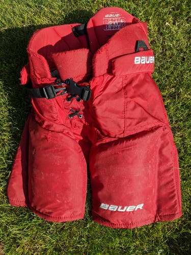 Junior Used Medium Bauer None