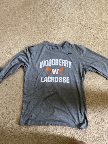 Gray Used Men's Nike Shirt Woodberry Forest