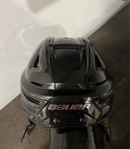 USED ONCE Medium Bauer Re-Akt 150 Helmet Black