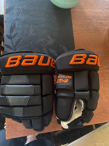 Philadelphia Flyers Kane Specs Bauer Nexus 2N Gloves 14" Pro Stock