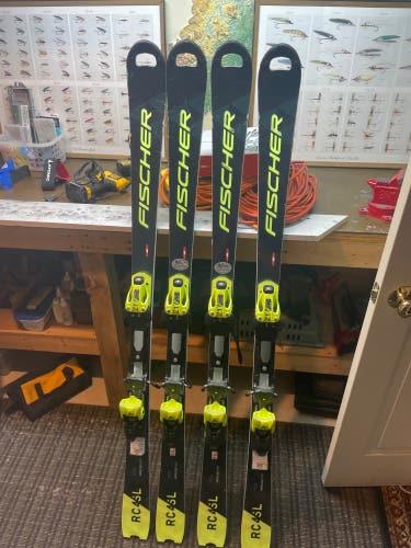 Unisex 2022 Racing With Bindings Max Din 17 RC4 World Cup SL Skis