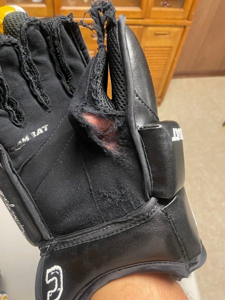 Combat hockey gloves 13”