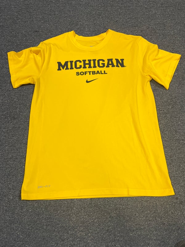New Nike Maize University of Michigan Softball Dri-Fit Shirt Medium