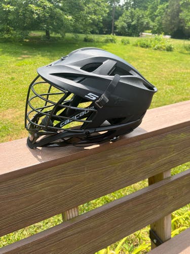 Black Used Cascade S Helmet