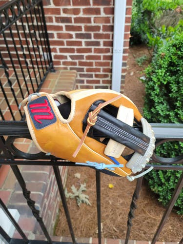 New Right Hand Throw Marucci WildCard Baseball Glove 11.75"