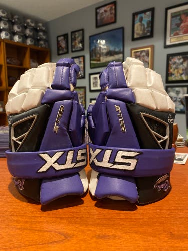 Used Mount Union STX 13" Cell IV Lacrosse Gloves