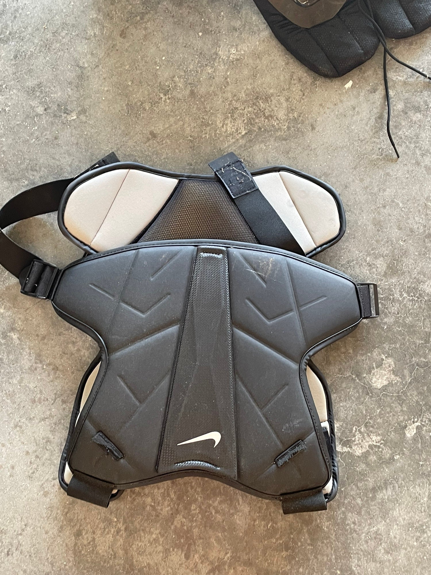 Nike vapor cheap shoulder pads