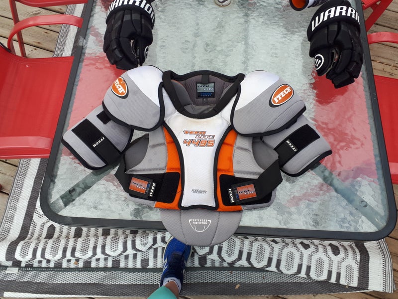 Senior SMALL Full equipment Hockey Set | SidelineSwap