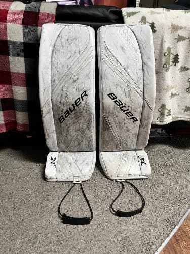 35" Bauer Vapor 2X Goalie Leg Pads
