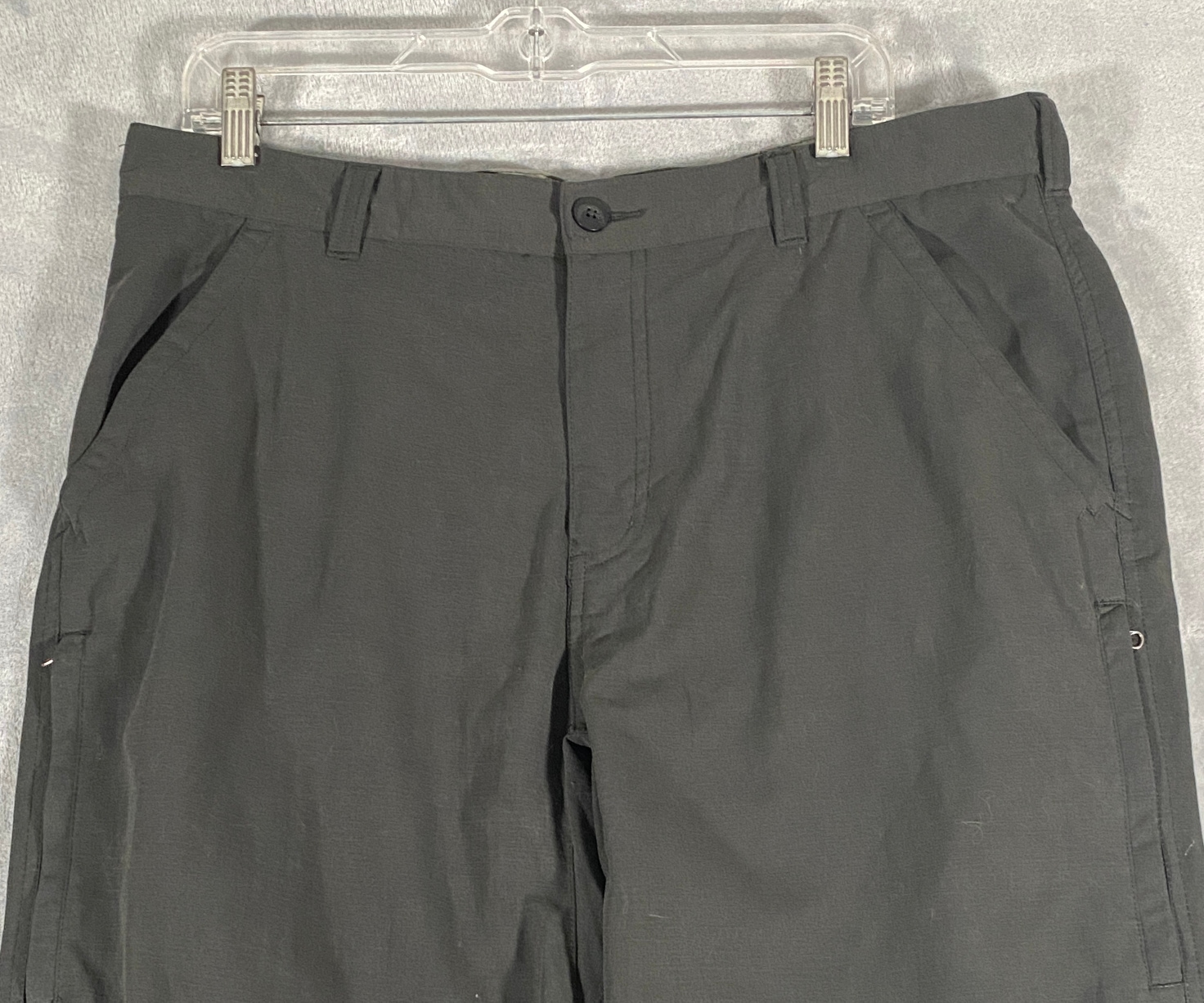 REI Pants Mens Size 40x32 Black Cargo Zipper Pockets 100% Nylon UPF 50+ Hiking