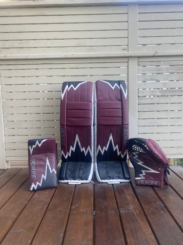 Used 34" V9 Pro Carbon Goalie Full Set