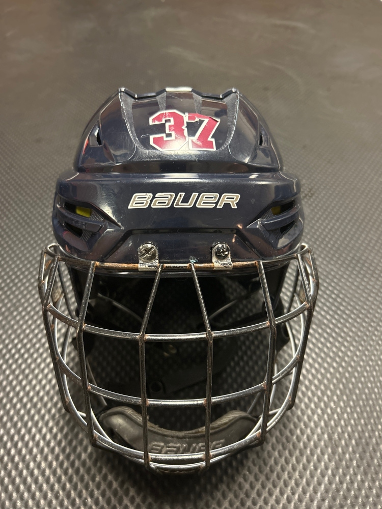 Used Medium Bauer Pro Stock Re-Akt Helmet