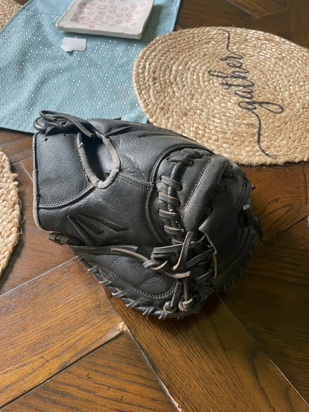 Used 2021 Right Hand Throw Easton Catcher's Blackstone Baseball Glove 33"