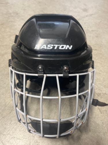 Medium Easton E400 Helmet