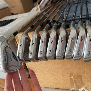Men's Right Handed 9 Pieces MX 25 Iron Set