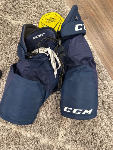 Used Medium CCM Tacks 9060 Hockey Pants