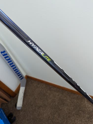 Senior Used Right Handed Bauer Vapor Hyperlite Hockey Stick P92