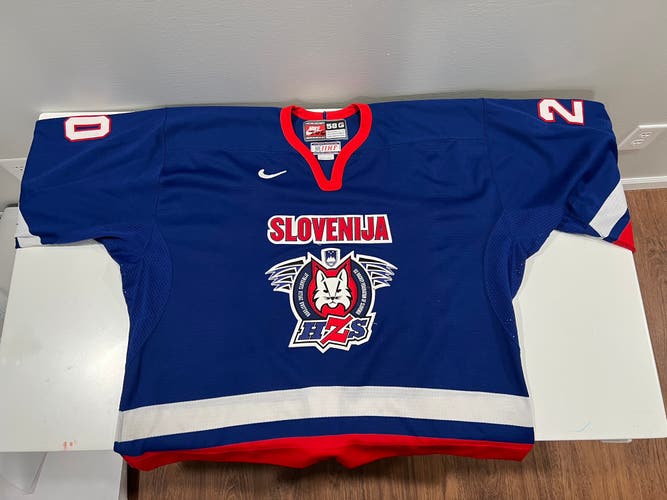 Nike Slovenia Goalie Cut Jersey 58G IIHF