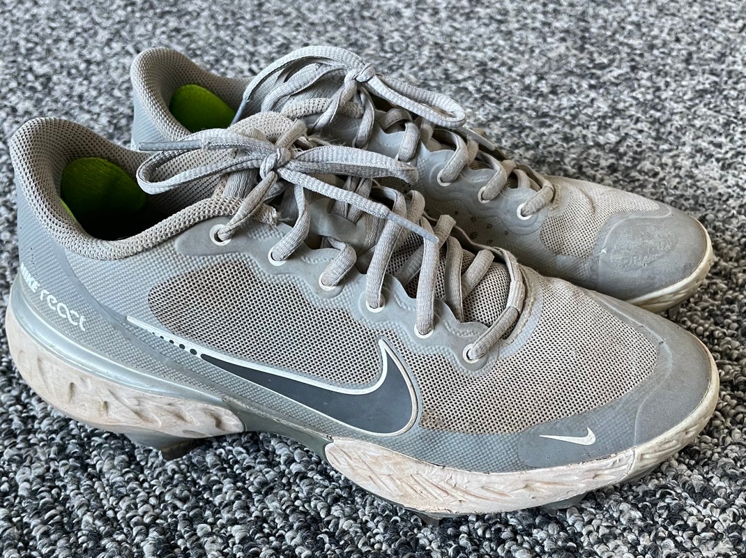 Nike Lunar Vapor Ultrafly Elite Baseball Metal Cleats for Sale in North Las  Vegas, NV - OfferUp