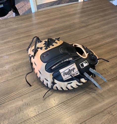 Rawlings 34" Heart of the Hide Baseball Glove