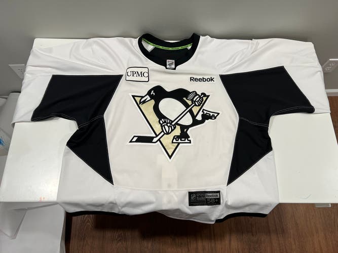 Brand New Pittsburgh Penguins Practice Jersey Goalie Cut 58+G