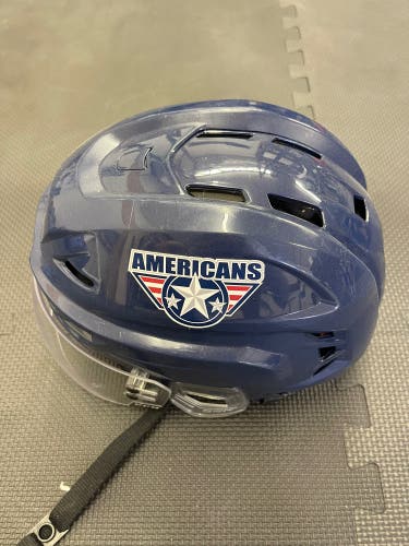 New Medium CCM Tacks 710 Helmet