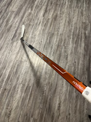 Bauer Vapor Hyperlite Sr Right 70 Hand Hockey Stick Pastrnak Orange