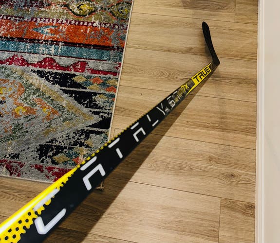 Senior Left Hand P88 85F Catalyst 7X Hockey Stick