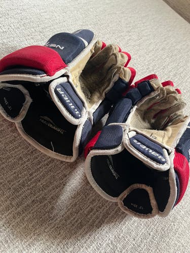 Used Bauer Nexus 800 Gloves 13"