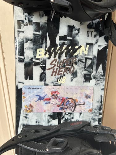 Used Unisex Burton SuperHero Snowboard All Mountain With Bindings Medium Flex True Twin