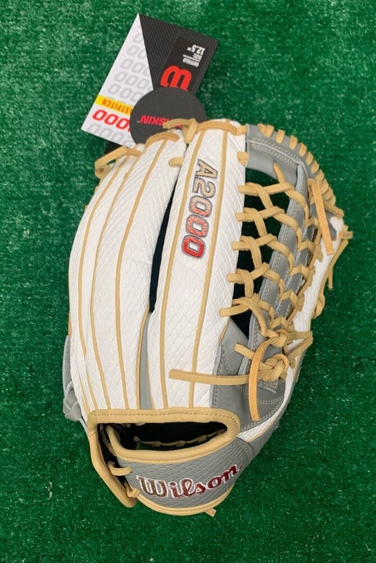 Wilson 12.5 Adult A1000 ™ 1620 First Base Mitt