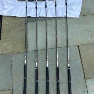 Men's Right Handed Regular Flex Steel Shaft AP2 Iron Set