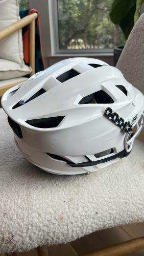 Used Player's Cascade S Helmet