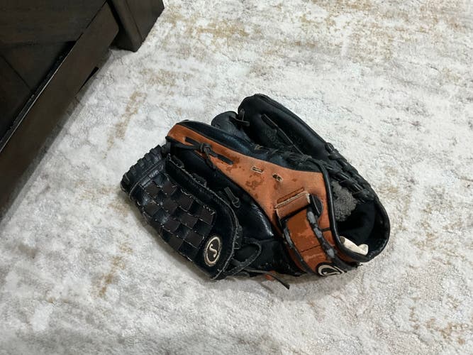 Used Spalding Right Hand Throw Outfield Baseball Glove