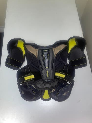CCM AS580 Jr S Shoulder Pads (used)