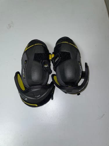 CCM Tacks 9080 Jr S Elbow Pads (used)
